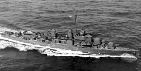 An image of the USS Barton DD 722, a ship of the U.S. Navy upon which service members and shipbuilders were exposed to asbestos that can cause mesothelioma, asbestosis, and lung cancer.